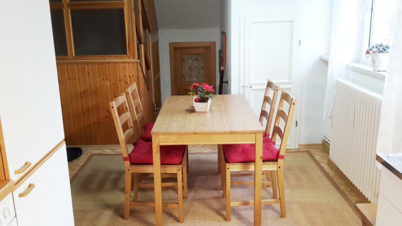 Villa Goldbrunnen Ferienwohnung 3 Bad Elster Dış mekan fotoğraf